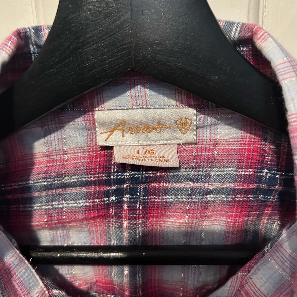 Ariat Pink plaid snap front blouse - LARGE - Picture 4 of 6